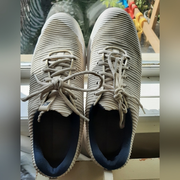 Foot joy FJ Flex Spikeless Golf Shoes (off white) Size 9.5 W - Picture 2 of 7